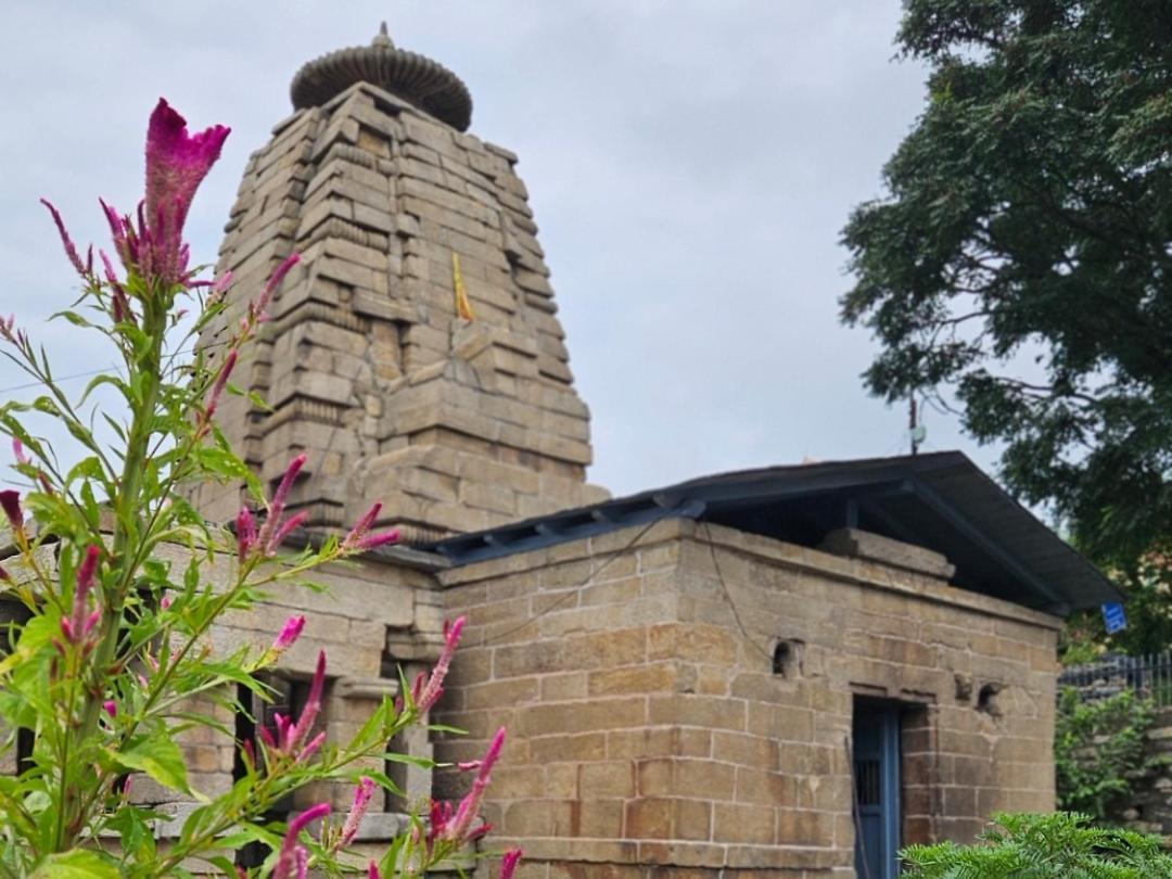 Katyuri Kings Divine Stay- Babaji'S Cave Dwarahat 외부 사진