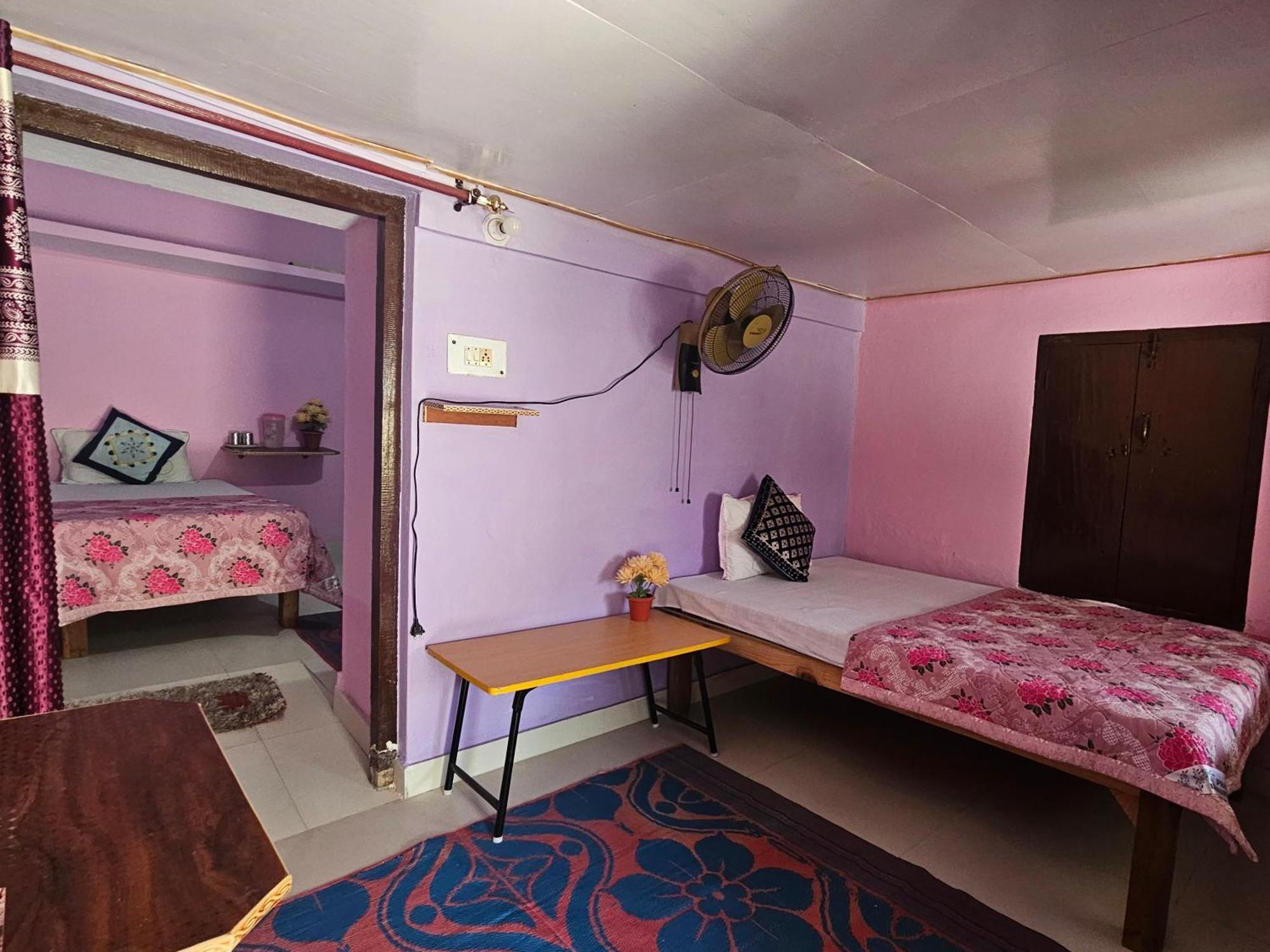 Katyuri Kings Divine Stay- Babaji'S Cave Dwarahat 객실 사진
