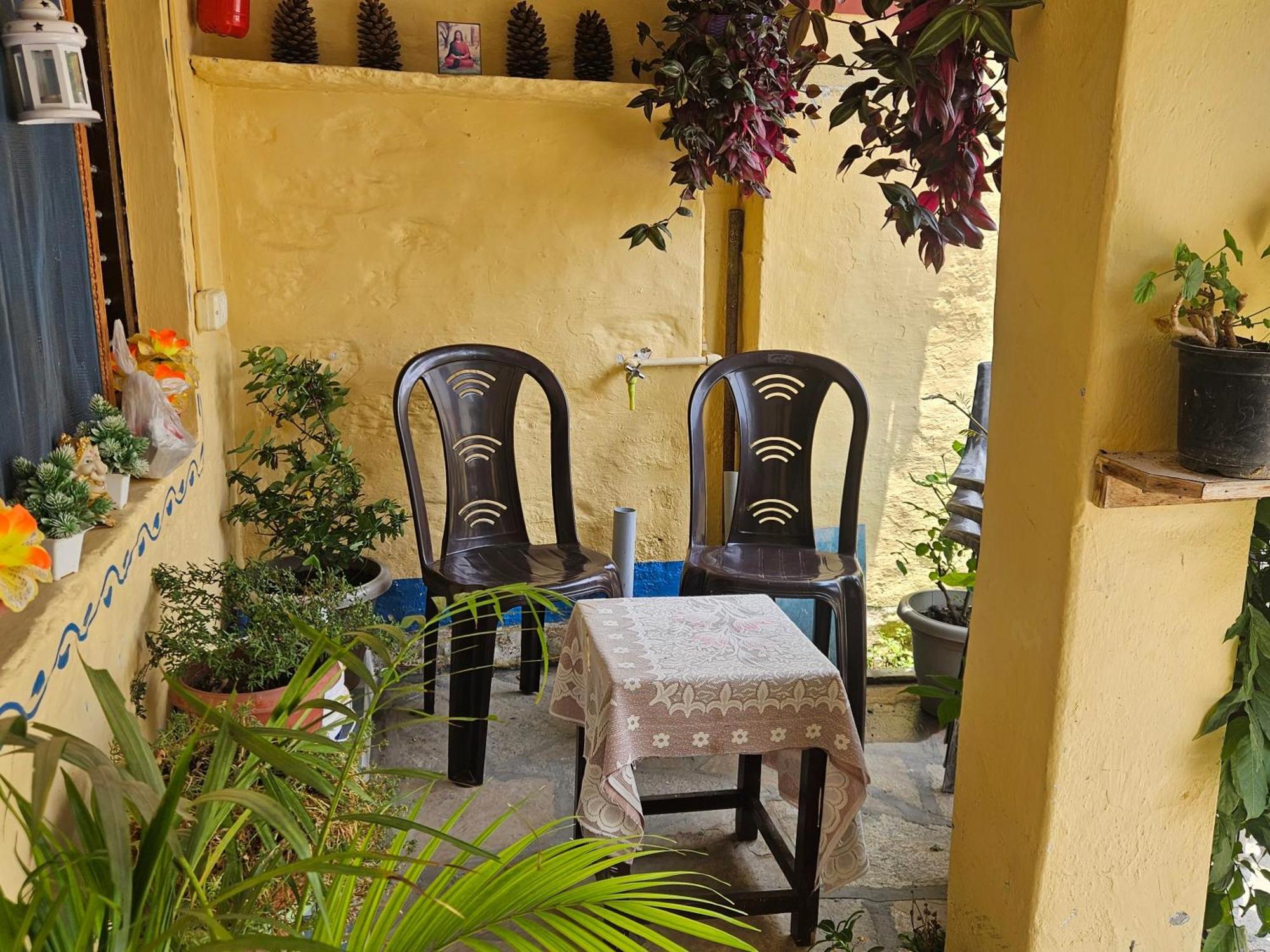 Katyuri Kings Divine Stay- Babaji'S Cave Dwarahat 객실 사진